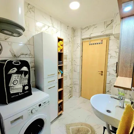 Melody Apartman Apartament Tuzla